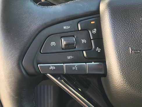 Certified 2025 Cadillac XT6 Premium Luxury w/ LPO, Premium Carpet Package AWD/4WD image 26