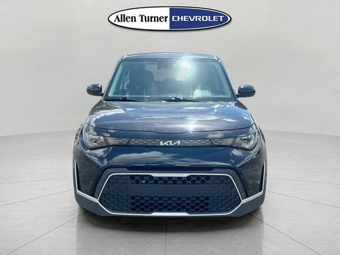 Used 2024 Kia Soul LX w/ LX Technology Package FWD image 2