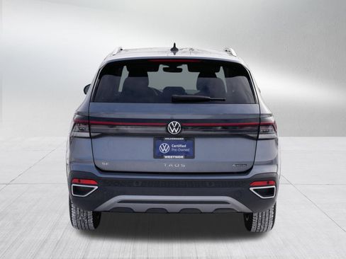 Certified 2025 Volkswagen Taos SE image 6
