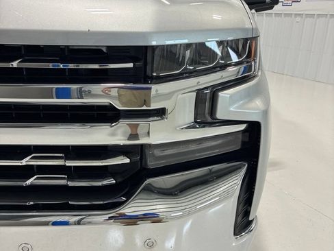 Used 2021 Chevrolet Silverado 1500 LTZ AWD/4WD image 10