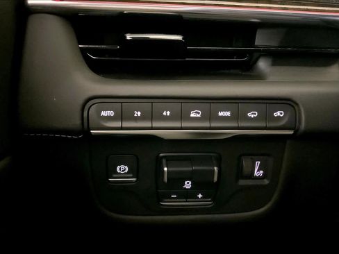 Used 2023 Cadillac Escalade Sport Platinum image 34