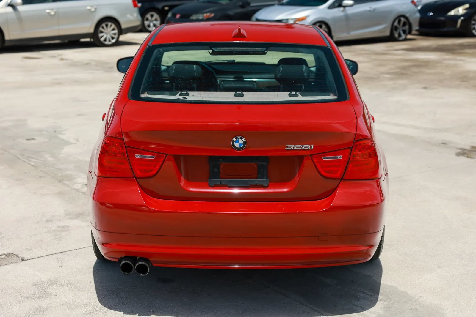 Used 2010 BMW 328i Sedan RWD image 6