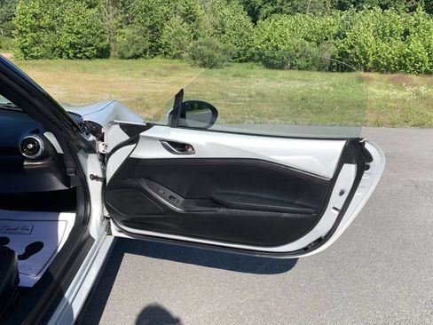 Used 2016 MAZDA MX-5 Miata Grand Touring RWD image 28