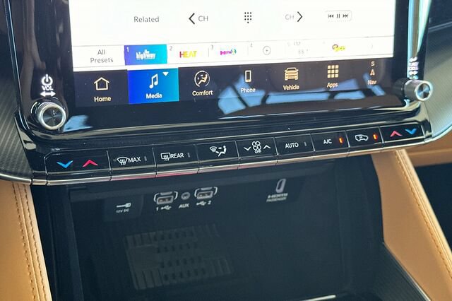 New 2026 Jeep Grand Wagoneer L Summit AWD/4WD image 19