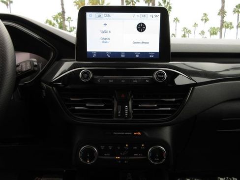 Certified 2024 Ford Escape ST-Line image 17