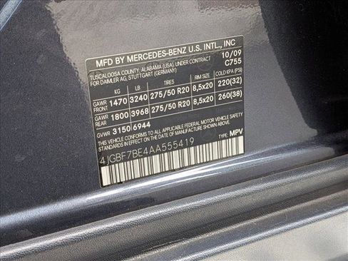 Used 2010 Mercedes-Benz GL 450 4MATIC image 25