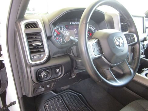 Used 2021 RAM 1500 Big Horn image 28