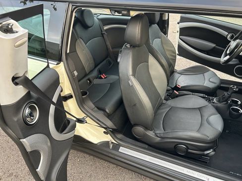 Used 2010 MINI Cooper Clubman S image 37