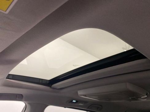 Used 2018 Honda Odyssey Touring image 28