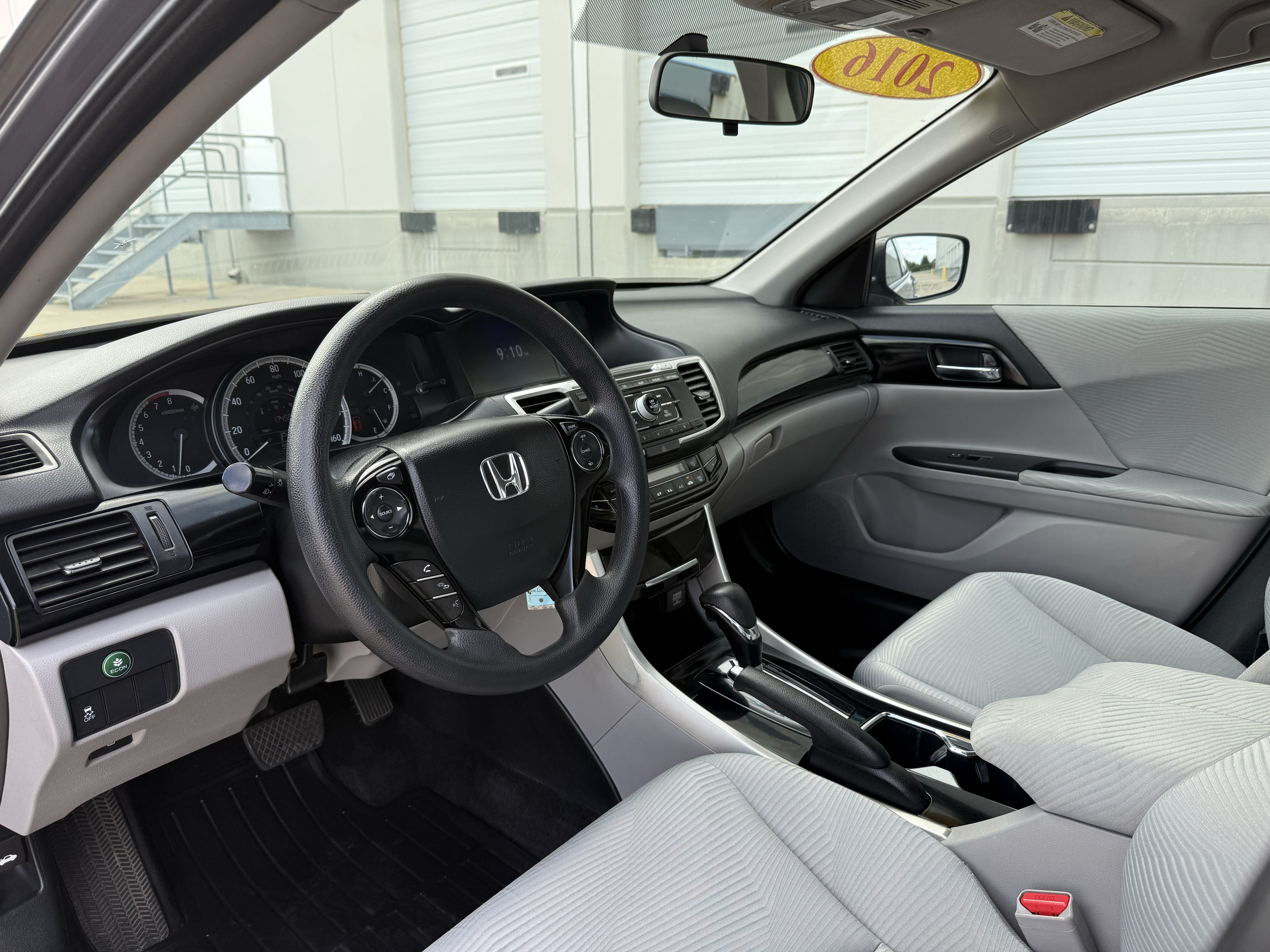 Used 2016 Honda Accord LX image 22