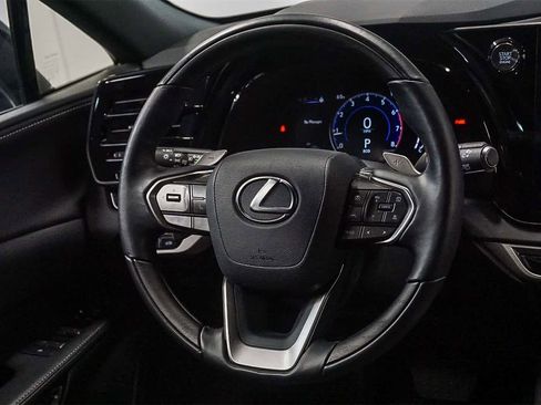 Used 2024 Lexus RX 350 Premium image 15