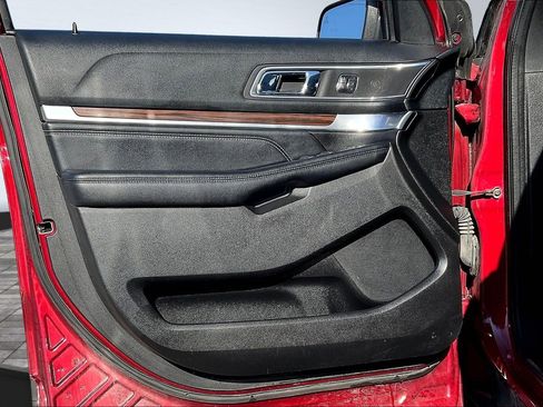 Used 2017 Ford Explorer Limited w/ Equipment Group 301A image 16