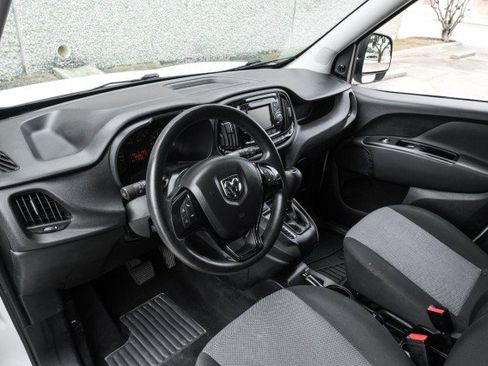 Used 2018 RAM ProMaster City Tradesman FWD image 2