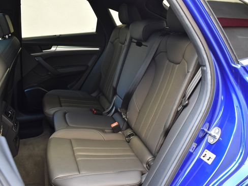 Used 2021 Audi Q5 2.0T Premium Plus w/ Premium Plus Package image 26