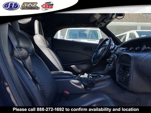 Used 2001 Chrysler Prowler image 12