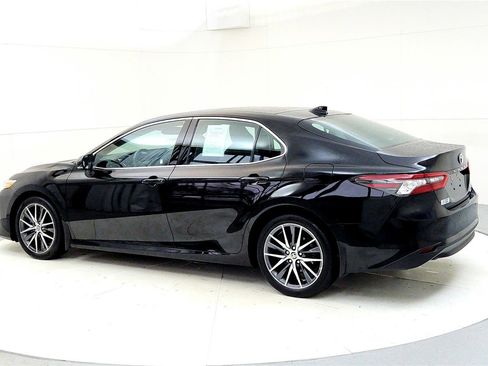 Used 2023 Toyota Camry XLE w/ Navigation Package image 4
