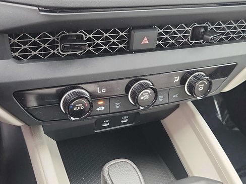 Used 2023 Honda Accord LX image 15