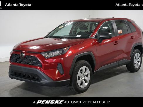 Certified 2022 Toyota RAV4 LE FWD image 1