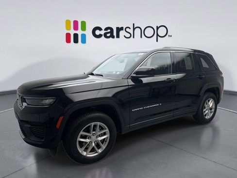 Used 2023 Jeep Grand Cherokee Laredo w/ Luxury Tech Group I AWD/4WD image 1