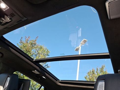 Used 2025 Cadillac Escalade Sport Platinum image 14