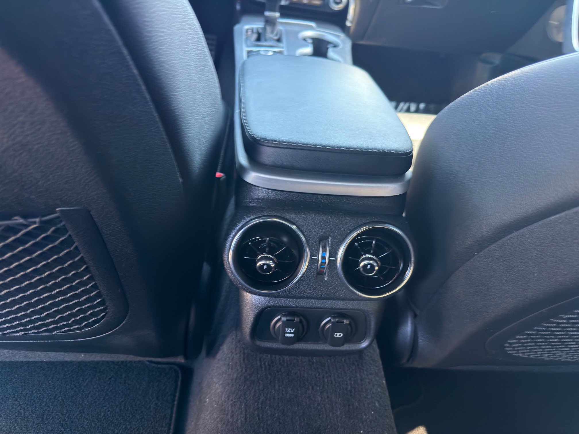 Used 2019 Kia Stinger GT1 RWD image 21
