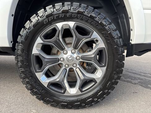 Used 2021 RAM 1500 Limited AWD/4WD image 14