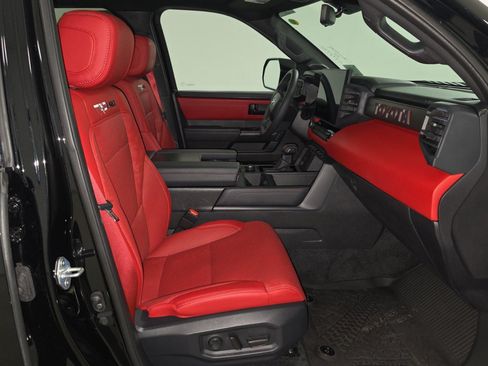 Used 2025 Toyota Tundra TRD Pro AWD/4WD image 8
