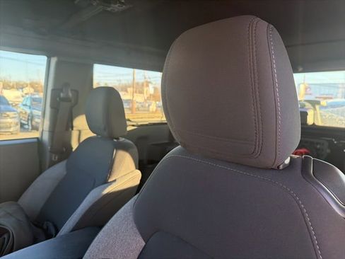 Used 2022 Ford Bronco 2-Door image 12