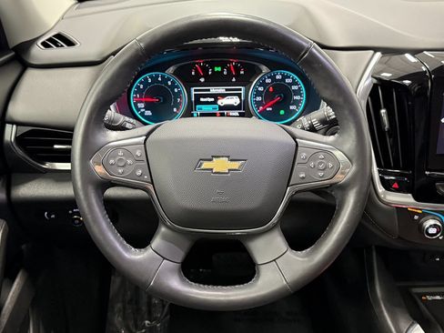 Used 2018 Chevrolet Traverse Premier AWD/4WD image 18