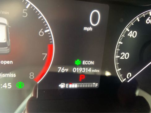 Used 2024 Honda CR-V EX image 16