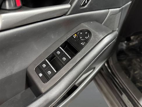 Used 2022 MAZDA CX-30 AWD 2.5 S w/ Select Package image 28