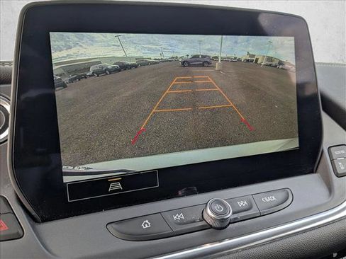 Used 2025 Chevrolet Blazer LT image 15