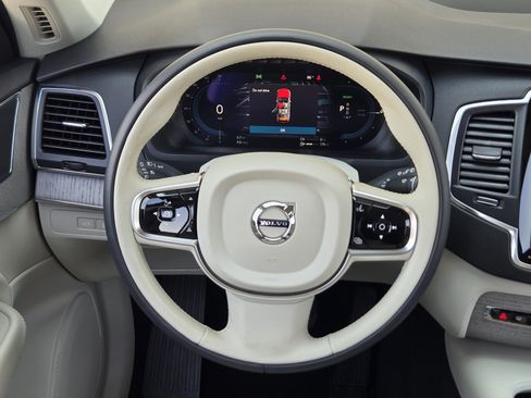 Certified 2025 Volvo XC90 T8 Core w/ Protection Package image 36