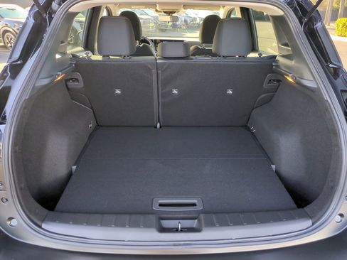 Certified 2026 Nissan Kicks SV image 20