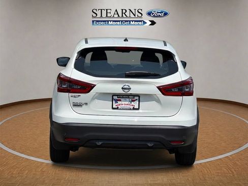 Used 2020 Nissan Rogue Sport S FWD image 4