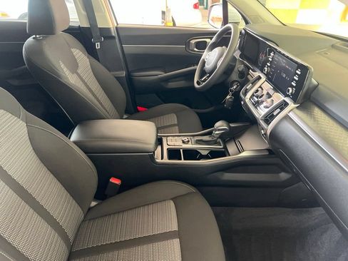 Used 2022 Kia Sorento LX FWD image 20