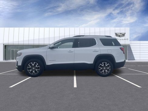 Used 2023 GMC Acadia SLE w/ Driver Convenience Package image 5