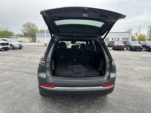 Used 2025 Jeep Grand Cherokee Limited 4xe AWD/4WD image 23