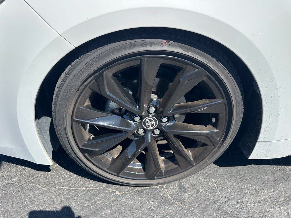 Used 2021 Toyota Corolla SE FWD image 7