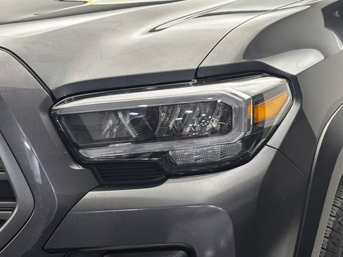 Used 2023 Toyota Tacoma TRD Off-Road AWD/4WD image 3