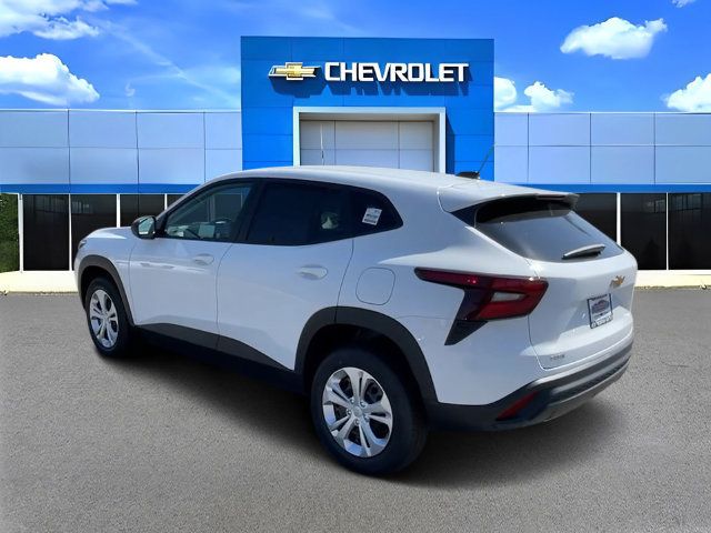 New 2026 Chevrolet Trax LS w/ Driver Confidence Package FWD image 6
