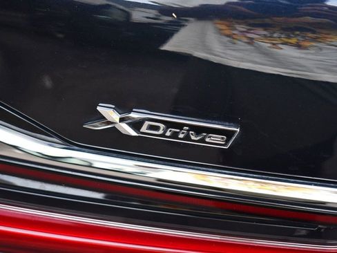 Used 2022 BMW 750i xDrive 750i xDrive w/ M Sport Package image 11