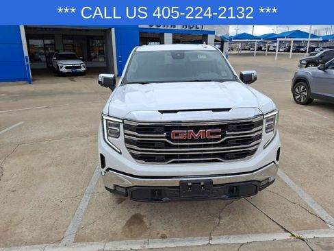 Used 2025 GMC Sierra 1500 SLT image 14