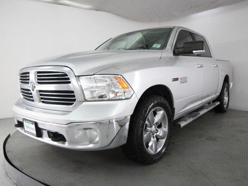 Used 2015 RAM 1500 Big Horn AWD/4WD image 3