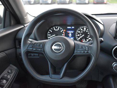 Used 2025 Nissan Sentra S FWD image 27