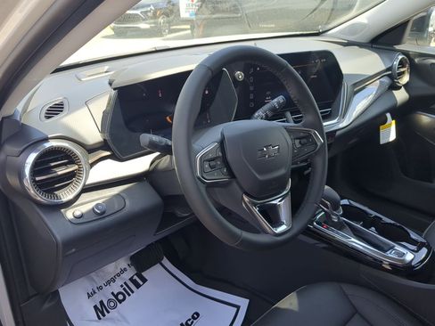 New 2026 Chevrolet Trax ACTIV w/ Driver Confidence Package FWD image 10