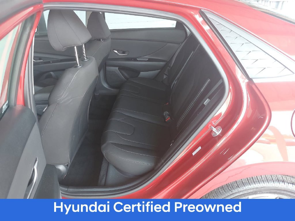Certified 2025 Hyundai Elantra SEL FWD image 13