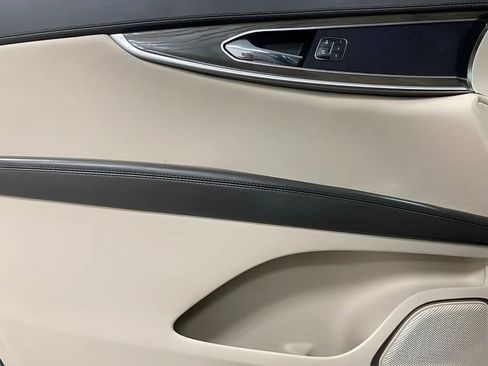 Used 2019 Lincoln Nautilus Select FWD image 18