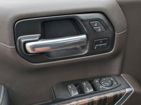 Used 2022 GMC Sierra 1500 Denali w/ Denali Premium Package AWD/4WD image 22