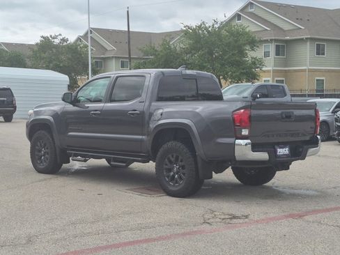 Used 2023 Toyota Tacoma SR5 RWD image 7